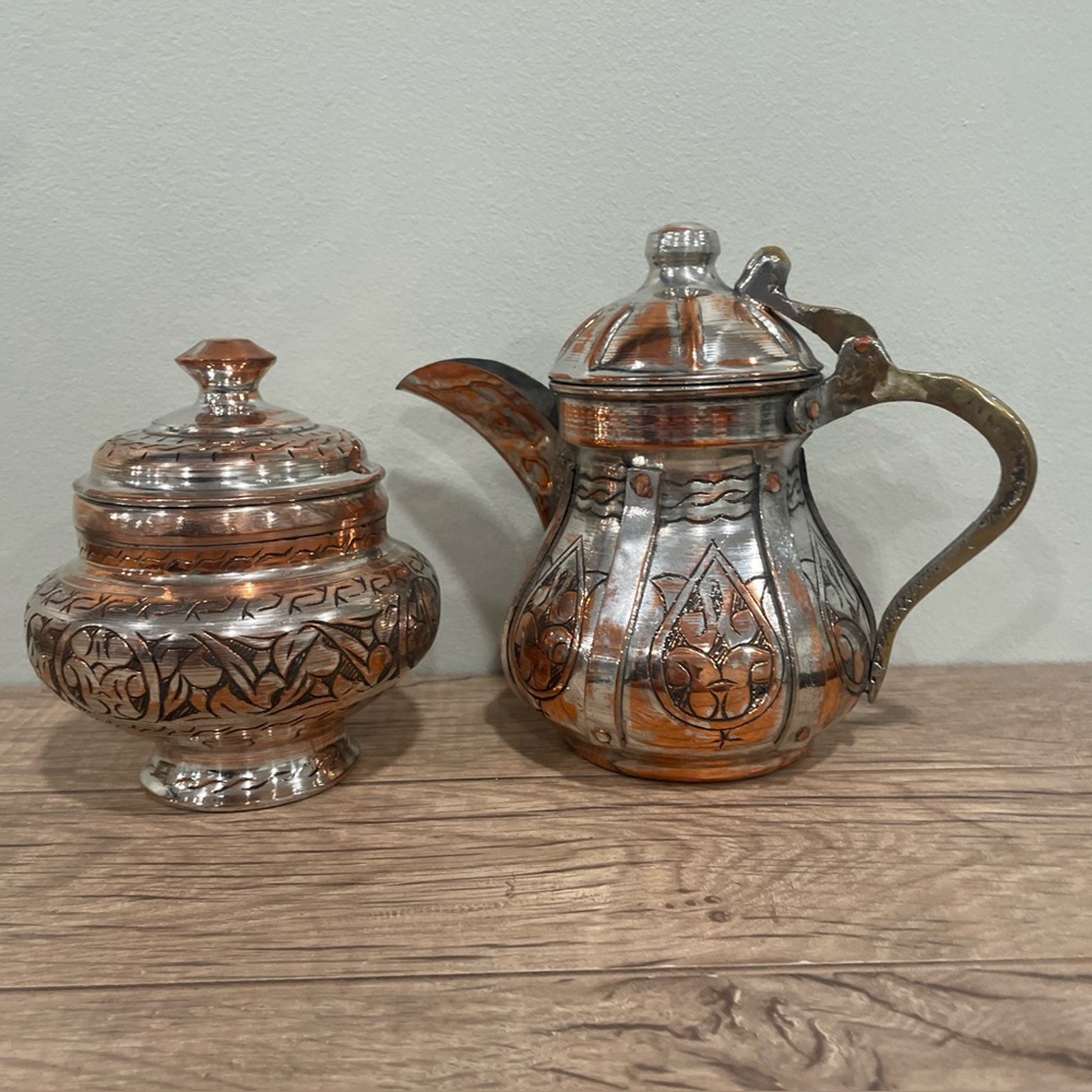 Vntg Turkish Coper Coffee Pot With Lid &Sugar Bowl,Primitive Hand Hammered  Read